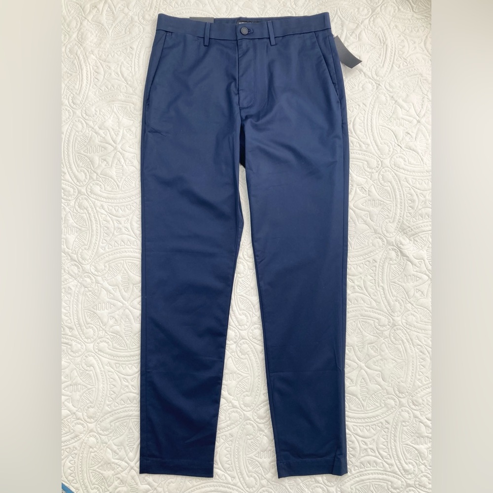 Banana Republic Factory Core Temp Chinos Slim Navy 32 X Aprox 33.5" (See NOTE)